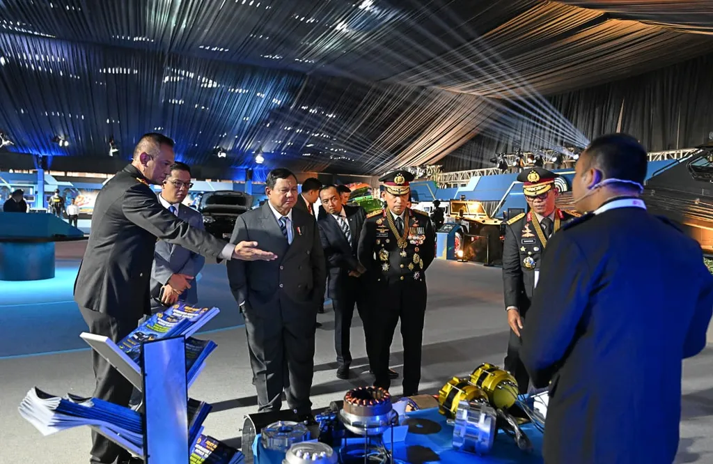 Kemandirian Teknologi Polri: Dari Jubah Nuklir hingga Drone Berbasis AI