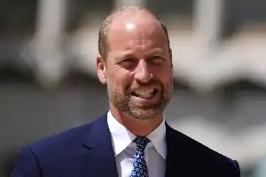 Sisi Lain Pangeran William: Menggugat Tradisi Kerajaan Lewat Gairah Sepak Bola