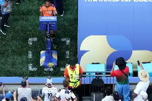 Ironi Teknologi Piala Dunia 2026: Di Balik Sensor Canggih dan Protes Keputusan Wasit