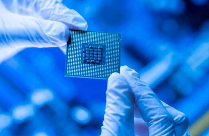 Koreksi Tajam Saham Micron, Sinyal Peringatan bagi Sektor Teknologi Global