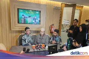 Penantian 15 Tahun, Ruben Onsu dan Ivan Gunawan Akhirnya Tunaikan Umrah Bersama