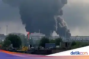 Eskalasi Konflik, Ukraina Gempur Fasilitas Minyak Strategis di St Petersburg