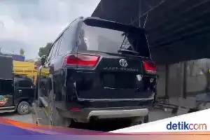KPK Sita Mobil Mewah Hasil Suap Bupati Kuansing yang Disembunyikan di Pematang Siantar