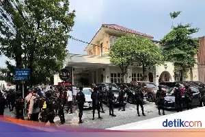Usut Tuntas Kasus Korupsi, Polda Metro Jaya Geledah Sejumlah Lokasi di Cipete