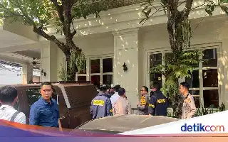 Usut Dugaan Korupsi Strategis, Polda Metro Jaya dan Kortas Tipikor Geledah Kafe di Cipete