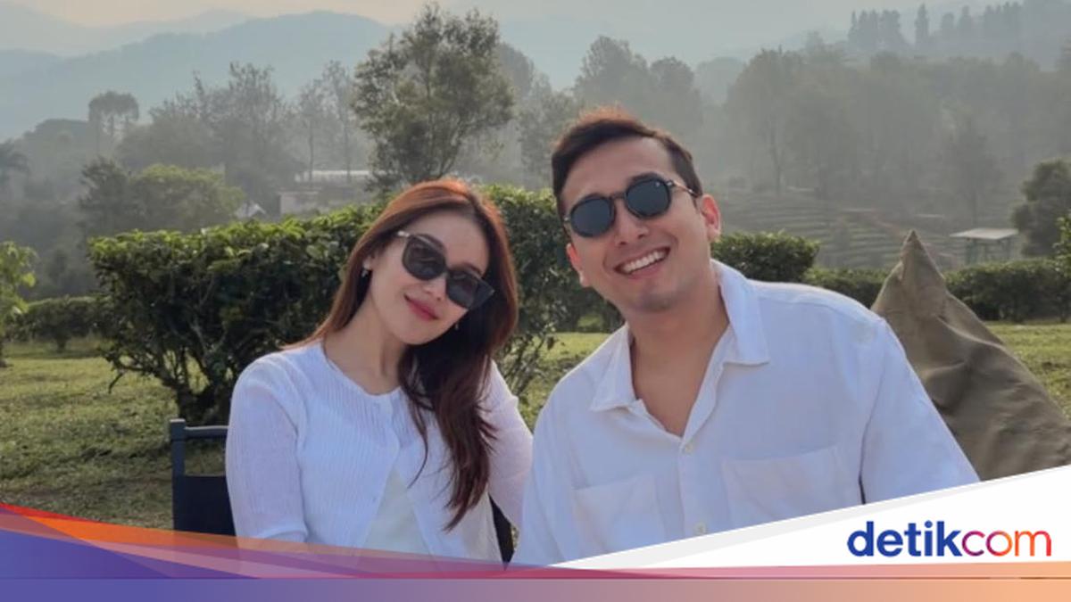 Ayu Ting Ting Tanggapi Pertanyaan Terkait Rencana Akhir Pekan Bersama Pasangan