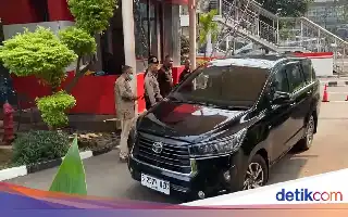 Bupati Langkat Tiba di Gedung KPK Terkait Dugaan Korupsi Proyek Pemerintah