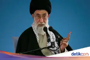 Iran Siagakan Militer Jelang Prosesi Pemakaman Akbar Ayatollah Ali Khamenei