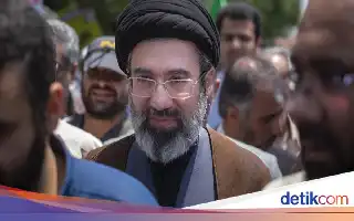 Ancaman Keamanan, Mojtaba Khamenei Dipastikan Absen di Pemakaman Ali Khamenei