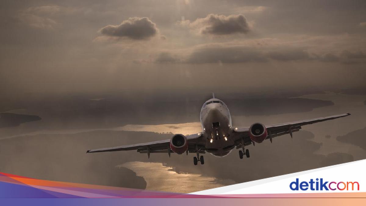 Pesawat Kargo Boeing 737 Dilaporkan Hilang Kontak di Perairan Laut Arab