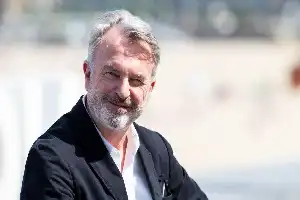 Aktor Veteran Sam Neill Tutup Usia Setelah Perjuangan Panjang Melawan Limfoma