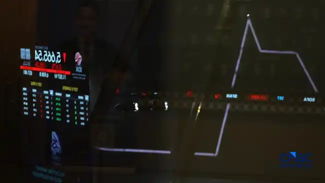IHSG Anjlok 1,89%, Investor Asing Lepas Saham MAPI dan BBRI dalam Jumlah Besar