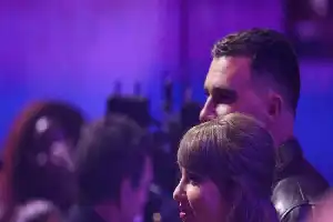 Taylor Swift dan Travis Kelce Resmi Menikah dalam Upacara Spektakuler di Madison Square Garden