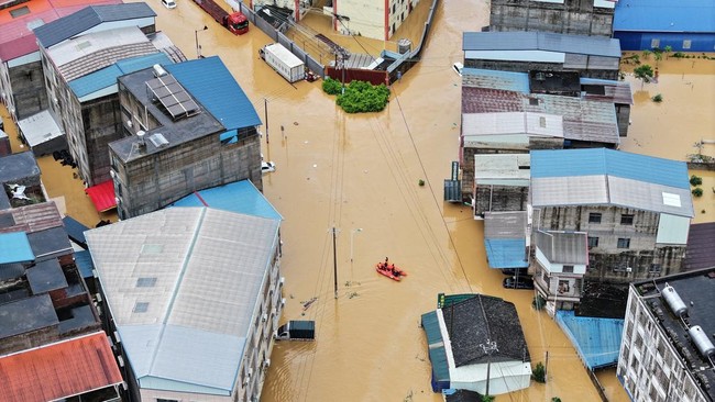Badai Tropis Maysak Landa China Selatan, Ratusan Warga Dievakuasi dari Banjir