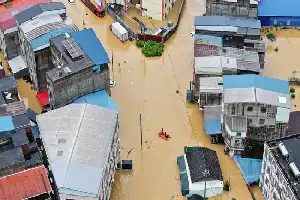 Badai Tropis Maysak Landa China Selatan, Ratusan Warga Dievakuasi dari Banjir