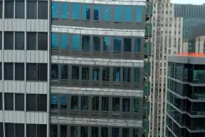Struktur Bangunan Tidak Stabil, Proyek Konversi Eks Kantor Pfizer di Manhattan Dihentikan