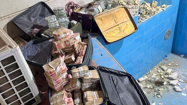 Skandal Korupsi Irak: Uang Tunai Rp251 Miliar Disembunyikan di Balik Dinding Rumah Wamen