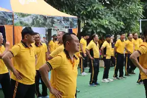 Jelang Hari Bhayangkara ke-80, Polres Batu Gelar Olahraga Bersama untuk Perkuat Kekompakan Personel