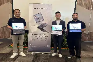 Dongkrak Produktivitas Bisnis, ASUS Luncurkan ExpertBook Ultra dengan Teknologi AI 50 TOPS