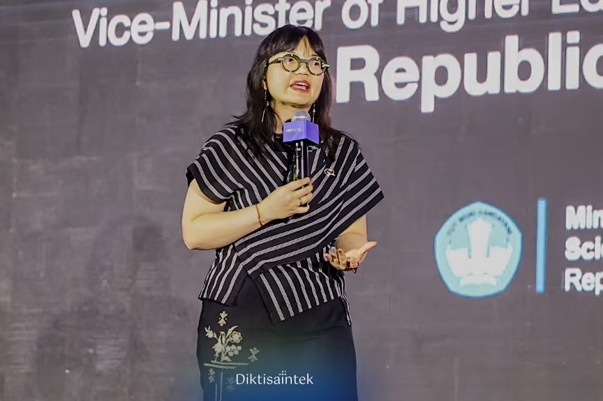 Wamendiktisaintek Stella Christie Dorong Generasi Muda Kuasai AI untuk Kemajuan Bangsa