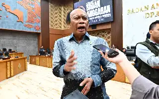 Ancaman Otomasi dan AI, Banggar DPR Soroti Penyusutan Sektor Kerja Formal di Indonesia
