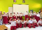 KKN UNISRI Latih Siswa SD N 1 Jati Sragen Rintis Jiwa Wirausaha Lewat Kreasi Manik-Manik