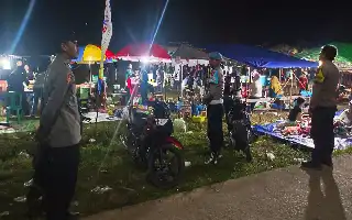 Pastikan Kondusifitas, Polsek Silat Hulu Kawal Ketat Perhelatan Hiburan Rakyat di Nanga Dangkan