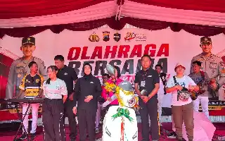 Lima Ribu Warga Klaten Ramaikan Olahraga Bersama Peringatan Hari Bhayangkara ke-80, Puluhan Bantuan Sosial Disalurkan