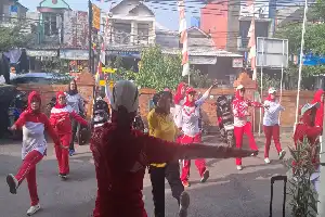 Tingkatkan Kinerja Pelayanan Publik, Personel Polsek Cipatat Gelar Olahraga Bersama