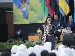 Wamen Stella Christie Ajak Mahasiswa Baru ITS Asah Berpikir Kritis di Tengah Euforia AI