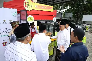 Sinergi BAZNAS RI Sukseskan Muktamar NU ke-35 Melalui Berbagai Layanan Sosial dan Beasiswa Santri
