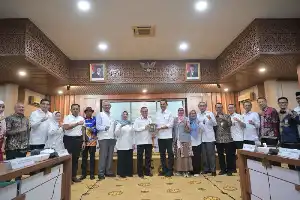 Siasati Keterbatasan Fiskal, Pemerintah Aceh Usul Kelola Jaminan Kesehatan Mandiri ke DPR RI