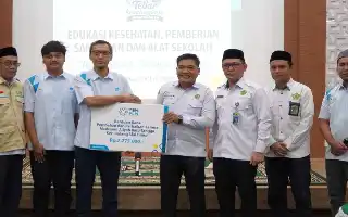 Momentum Muharram, YBM PLN Kalselteng Salurkan Bantuan Pendidikan dan Edukasi Kesehatan Anak