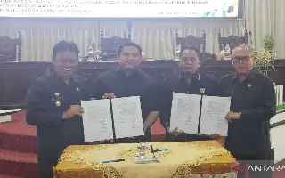 DPRD HSS Sahkan Perda Penyelenggaraan Kesehatan dan Pengelolaan Aset Daerah