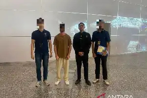 Salahi Izin Tinggal di Bali, WNA Lithuania yang Sediakan Jasa Wisata Turis Israel Dideportasi