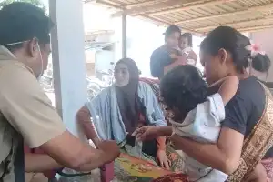 Pasca-Kebakaran Kampung Adat Sade, Pemkab Lombok Tengah Siagakan Layanan Kesehatan Gratis
