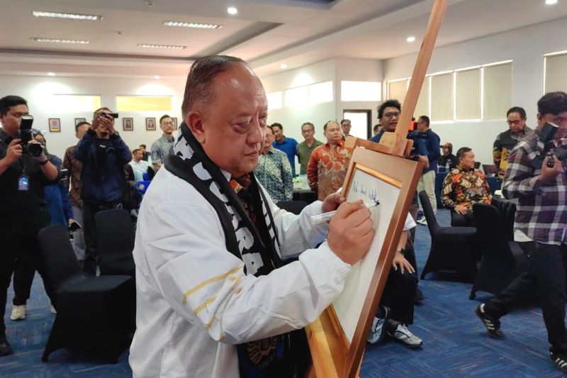 KONI Pusat Luncurkan Buku 'Sports Intelligence': Transformasi Data Jadi Strategi Kemenangan