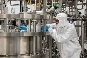 Perkuat Ketahanan Farmasi, Kemenkes Gandeng Takeda Bangun Ekosistem Obat Derivat Plasma