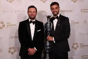 Bruno Fernandes Raih Penghargaan Pemain Terbaik PFA 2025/2026, Samai Prestasi Cristiano Ronaldo