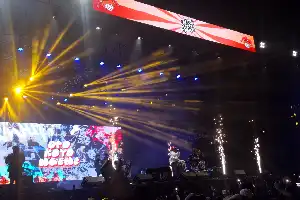 Aksi Kolaborasi Epik NDX A.K.A. dan Ndarboy Genk Pukau Penonton di KOPLOVE Fest Vol. 4