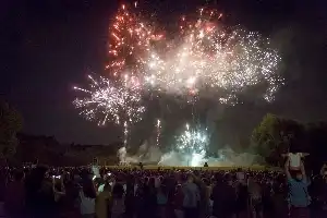 Cormeilles-en-Parisis Sesuaikan Perayaan Hari Bastille Akibat Risiko Kebakaran