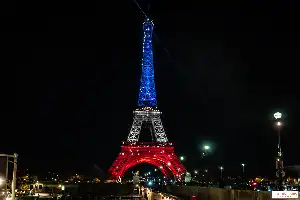 Paris Rayakan 250 Tahun Kemerdekaan Amerika Serikat dengan Festival Budaya dan Sejarah