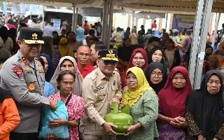 Peringati HUT ke-24, Pemprov Kalteng Hadirkan Pangan Murah dan Layanan Kesehatan bagi Warga Pulang Pisau