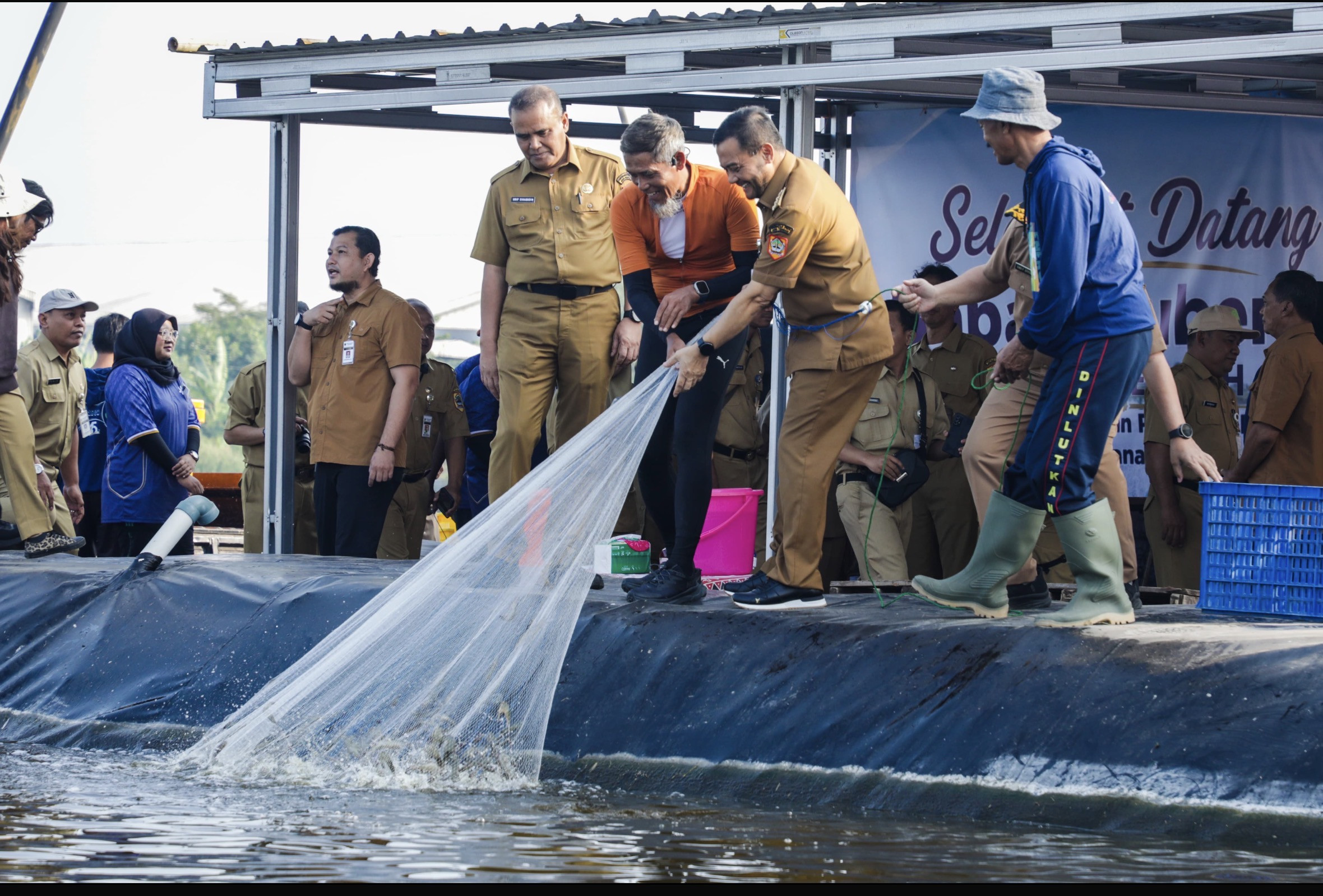 Transformasi Lahan Industri: Pemprov Jateng Sukses Panen Udang Vaname Berbasis Teknologi Modern