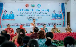 Kahiyang Ayu Dorong Perempuan di Nias Barat Rutin Periksa Kesehatan Reproduksi