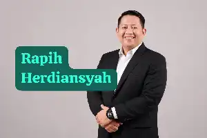 Perjalanan Karier Rapih Herdiansyah: Mantan Jurnalis yang Kini Mengawal BUMD Pelabuhan Cilegon Mandiri