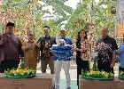 Tingkatkan Fasilitas Olahraga Warga, PT UIC Bangun Lapangan Voli untuk Tiga RW di Gerem