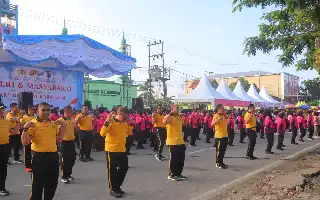 Polda Kaltara dan Polresta Bulungan Rayakan HUT Bhayangkara ke-80 dengan Senam Massal dan Pasar Murah di Tanjung Selor