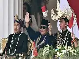 Keakraban Prabowo, Jokowi, dan Gibran Saat Saksikan Panggung Hiburan HUT Ke-81 RI di Istana
