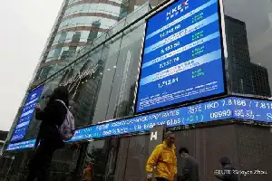 Perkuat Sektor AI dan Semikonduktor, Perusahaan Teknologi China Himpun Pendanaan US$ 27 Miliar di Hong Kong